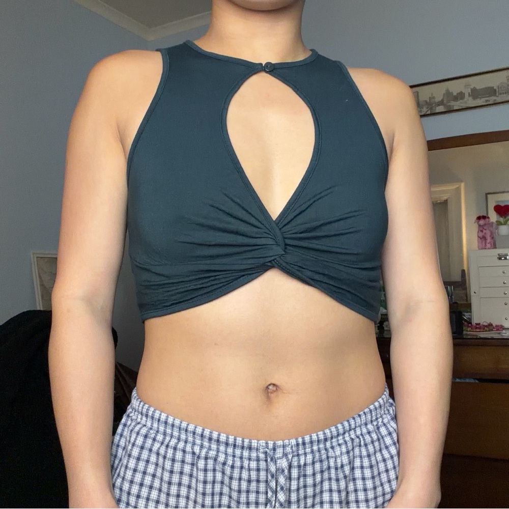 crop top